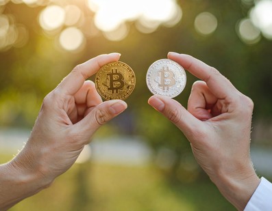 Title: Bitcoin vs Ethereum: What are they? And what for stablecoin.