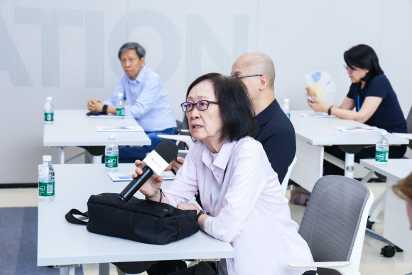 Professor Chan Yuen Tak Fai Dorothy, Deputy Director (Administration and Resources) shared her views during the seminar with IHM