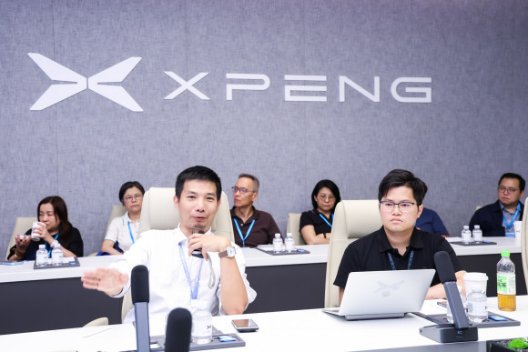 Mr Weihua Tan, Vice President of XPeng Motors, introducing the company’s development and corporate culture.