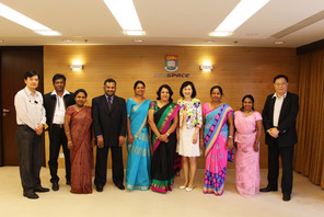 Presentation of Souvenir and Certificates to National Transport Commission Sri Lanka Delegation after seminar by Dr. Dorothy Chan on “Public Light Buses in Hong Kong”