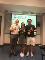 Congratulations to Joanna, who has won the Outstanding Performance Award in our Certificate in French (Introductory)! Félicitations! 