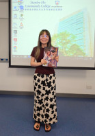 Congratulations to Irene, who has won the Best Progress Award in our Italian Introductory Course! Congratulazioni!