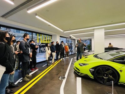 Design !n Action – Lamborghini Showroom Visit