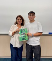 Congratulations to Mr. Chan, who has won the Outstanding Performance Award in our Certificate in Spanish (Intermediate)! ¡Felicitaciones! (Sep 2026)