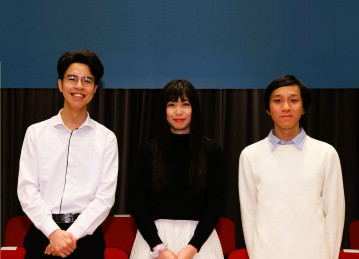 Mr Ip Ting Hin, Ms Chan Pui Kwan and Mr Wu Sui Him Christopher (LSE Global Programmes)